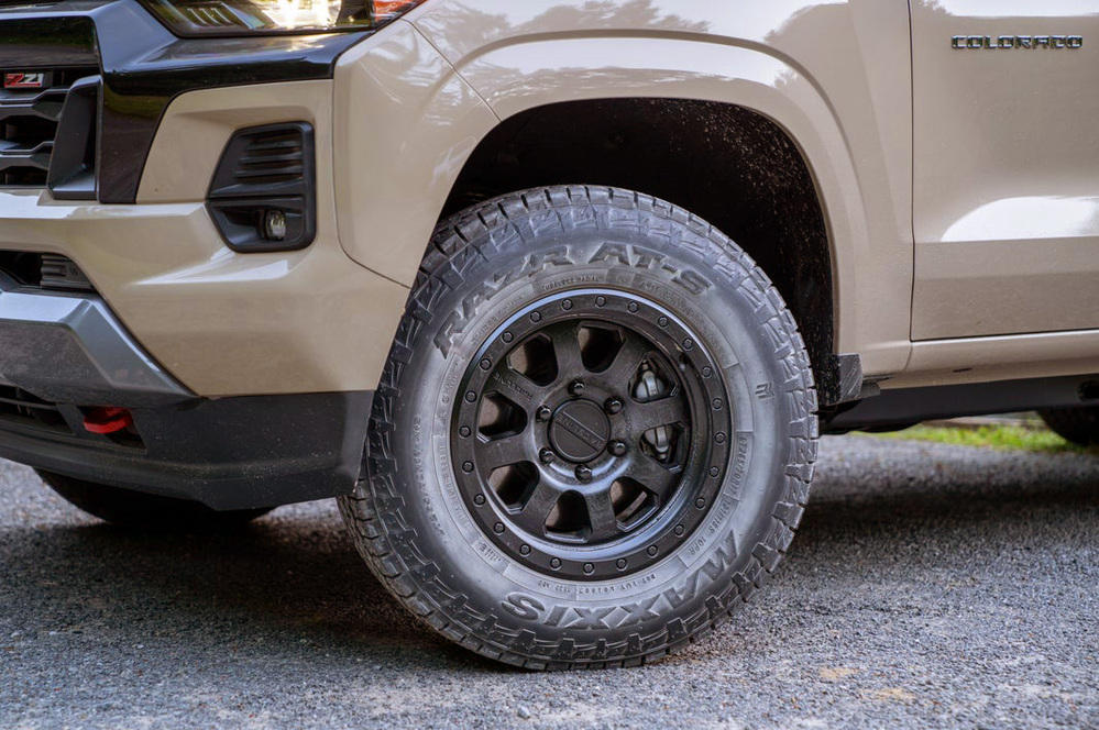 Шина Maxxis RAZR AT-S 265/60R18LT 119/116S