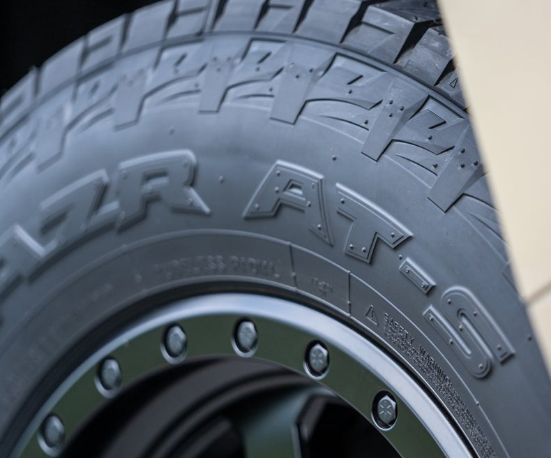 Шина Maxxis RAZR AT-S 265/60R18LT 119/116S