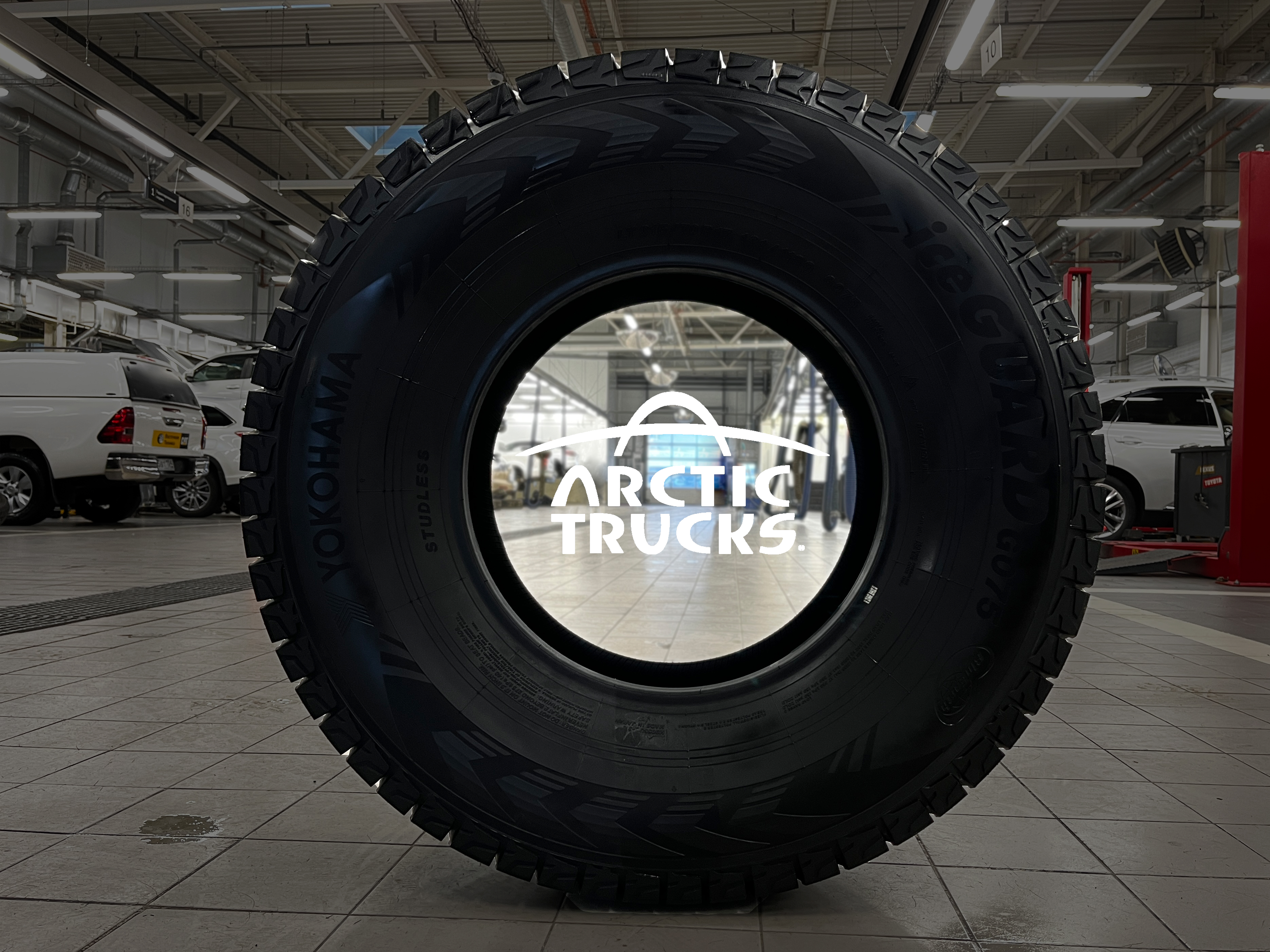 Автошина Yokohama 315/70R17 Ice Guard G075 121Q