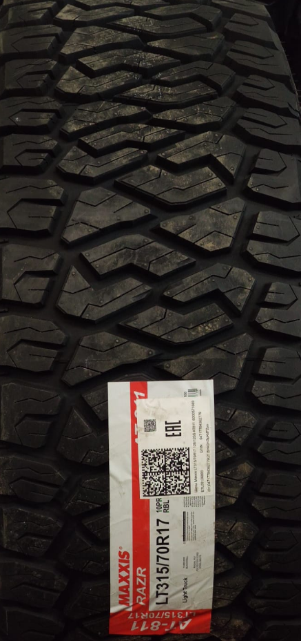 Maxxis RAZR AT-811 315/70/17 126/123S