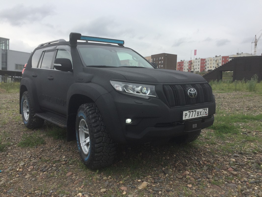 Toyota Fortuner Arctic Trucks at35