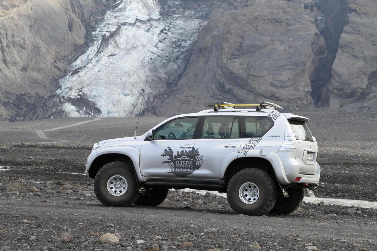 Toyota Fortuner Arctic Trucks at35