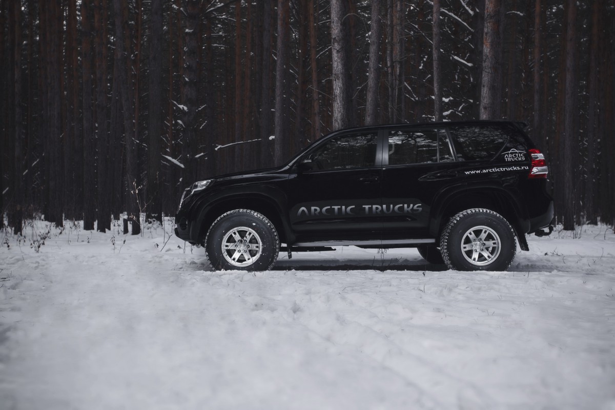 Toyota Land Cruiser Prado Arctic Trucks